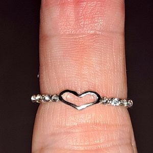 Cute heart ring.